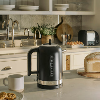 Classic Kettle - Black_6